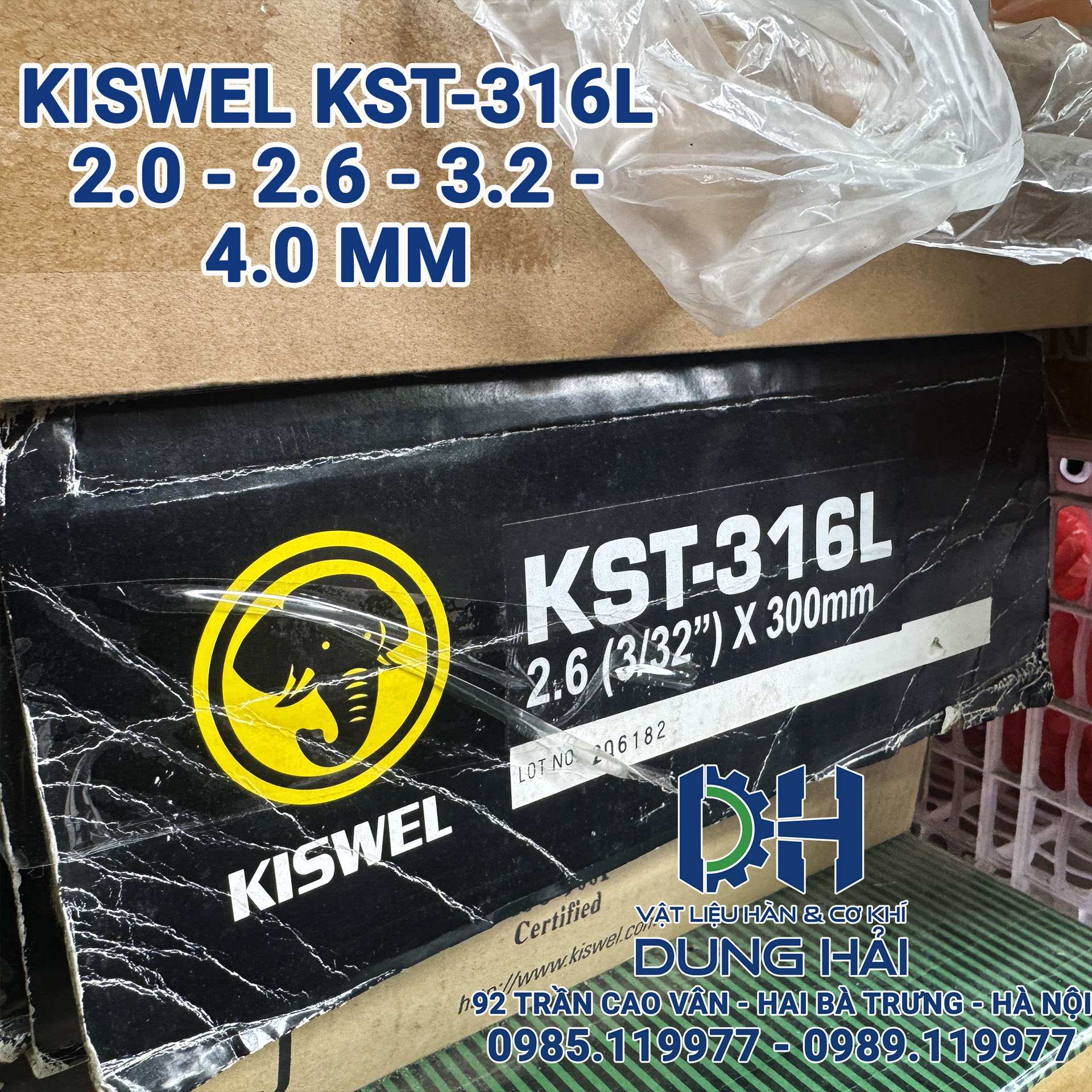 Que hàn inox chịu axit Kiswel KST-316L mác tiêu chuẩn AWS E316L-16 sản xuất tại nhà máy Malaysia đóng gói bó 2kg gồm các cỡ sợi 2.6ly 3.2ly và 4ly chuyên hàn ống công nghiệp bồn bể chứa hóa chất thực phẩm bán tại Cửa hàng vật liệu hàn Dung Hải Chợ Trời.