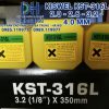 Que hàn inox chịu axit Kiswel KST-316L mác tiêu chuẩn AWS E316L-16 sản xuất tại nhà máy Malaysia đóng gói bó 2kg gồm các cỡ sợi 2.6ly 3.2ly và 4ly chuyên hàn ống công nghiệp bồn bể chứa hóa chất thực phẩm bán tại Cửa hàng vật liệu hàn Dung Hải Chợ Trời.