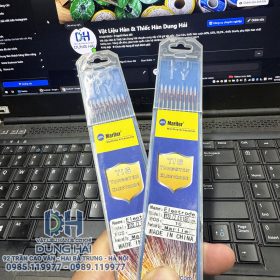 Kim hàn TIG đầu đỏ mã WT20 kích thước 2.0x150mm quy cách vỉ 10 cây chất liệu vonfram đặc ruột chuyên dùng mài nhọn hoắt để hàn inox và thép mác trung bình bắt lửa cực nhạy chống bẹp đầu kim bán tại Cửa hàng vật liệu hàn Dung Hải Chợ Trời Hà Nội.